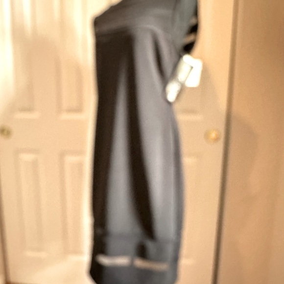 Elegant Black dress New. Never worn - Picture 2 of 8